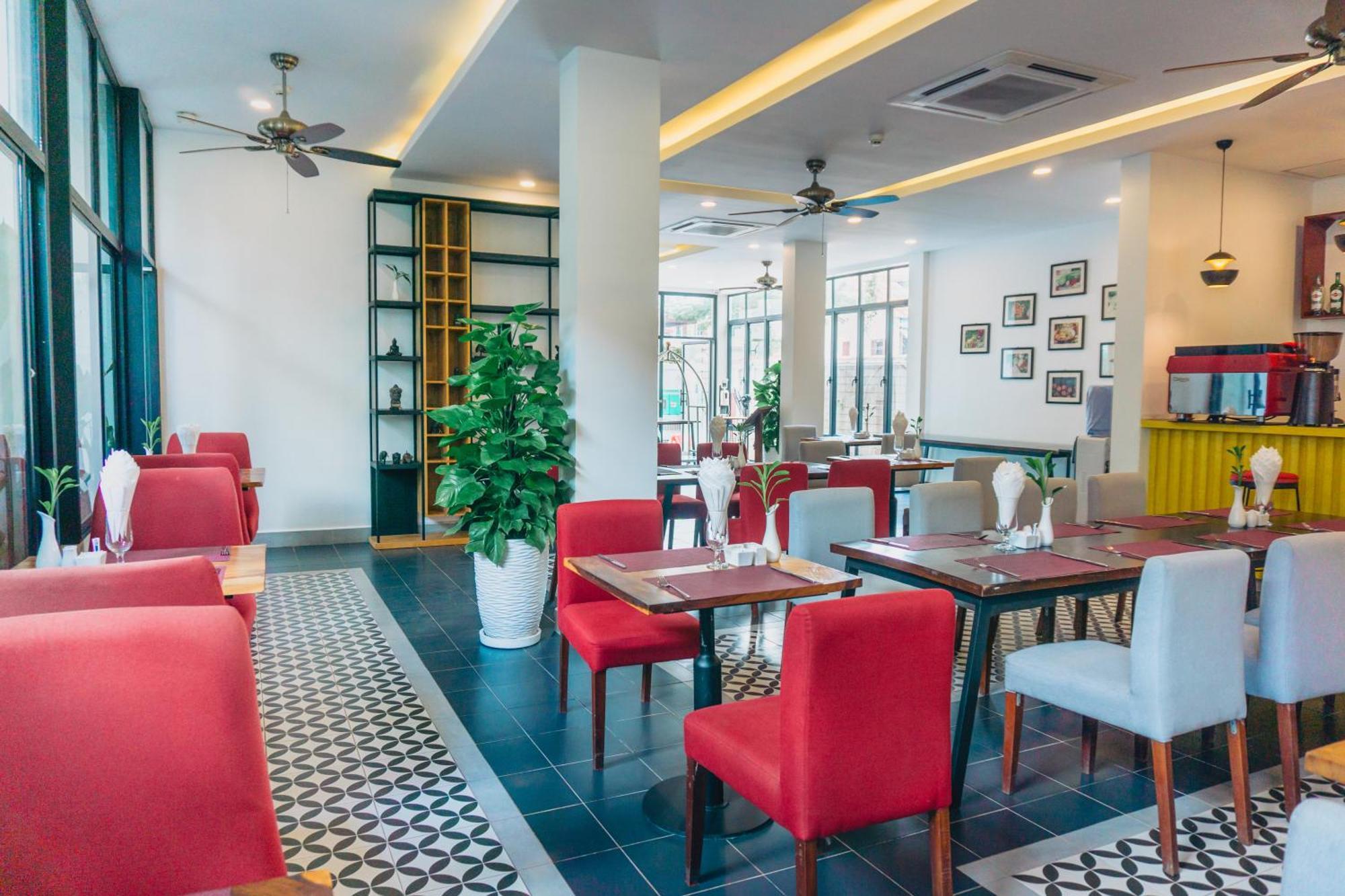 Hotel Angkor Aurora Siem Reap Zewnętrze zdjęcie